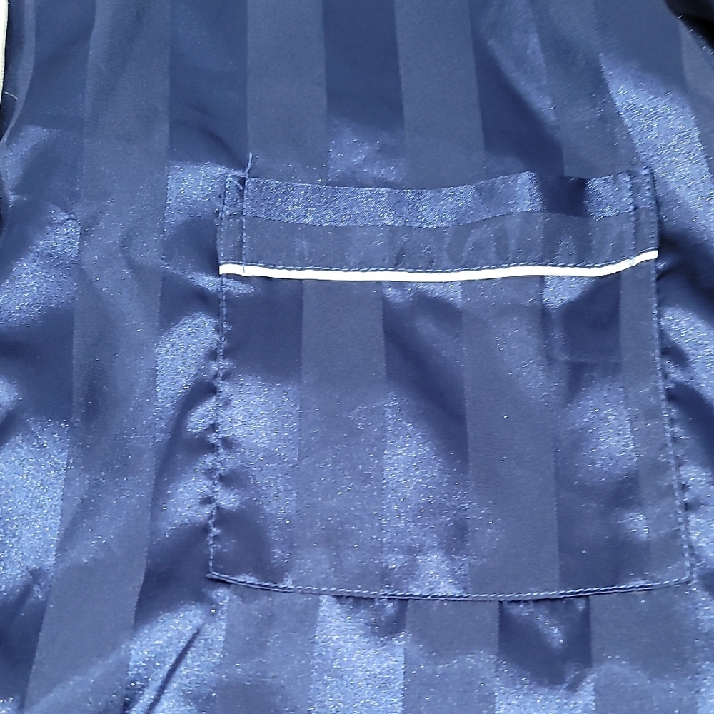 Elegant Blue Satin Pajama Set with Contrast Piping - Picture 3 of 11